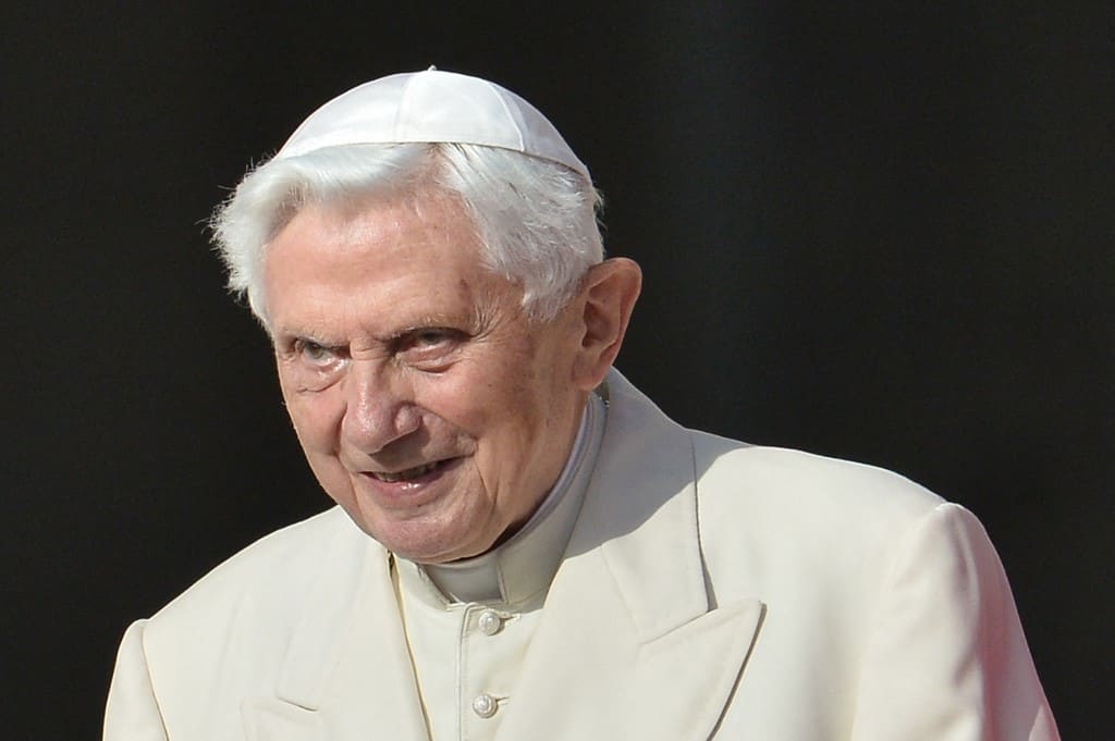 Preminuo bivši papa Benedikt XVI.