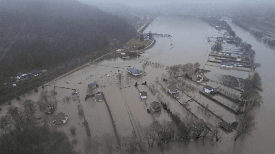 U poplavama u Krajini poplavljeno i omiljeno turističko mjesto