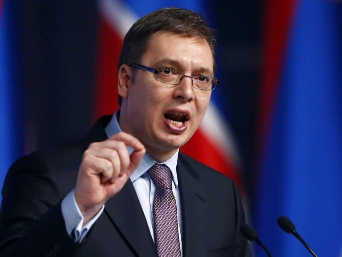 Vučić: ‘Plate u vojsci bit će preko 2.000 eura. Momci, prijavljujte se, ozbiljno se naoružavamo’