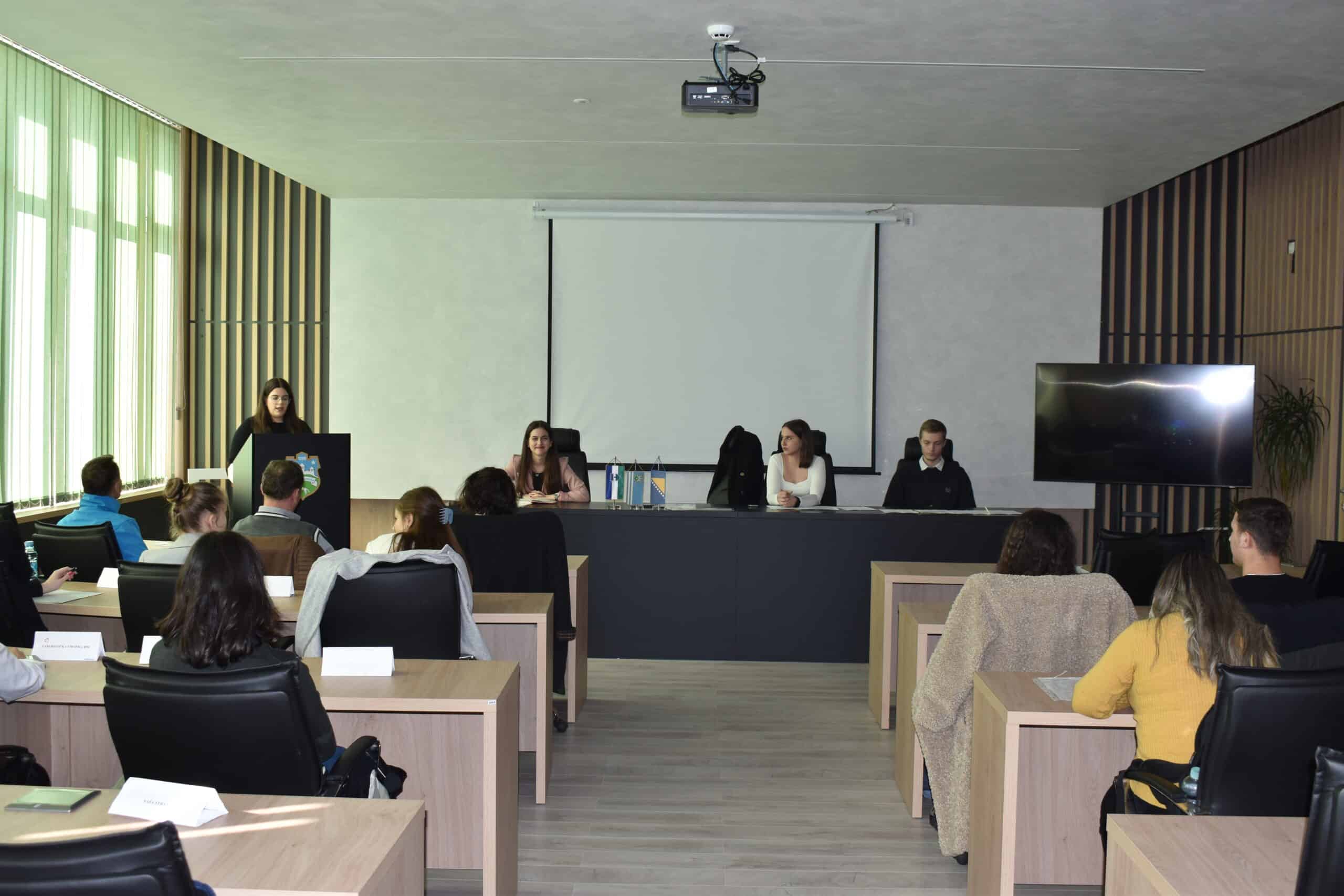 Održana Panel diskusija mladih “Sport u našoj lokalnoj zajednici”
