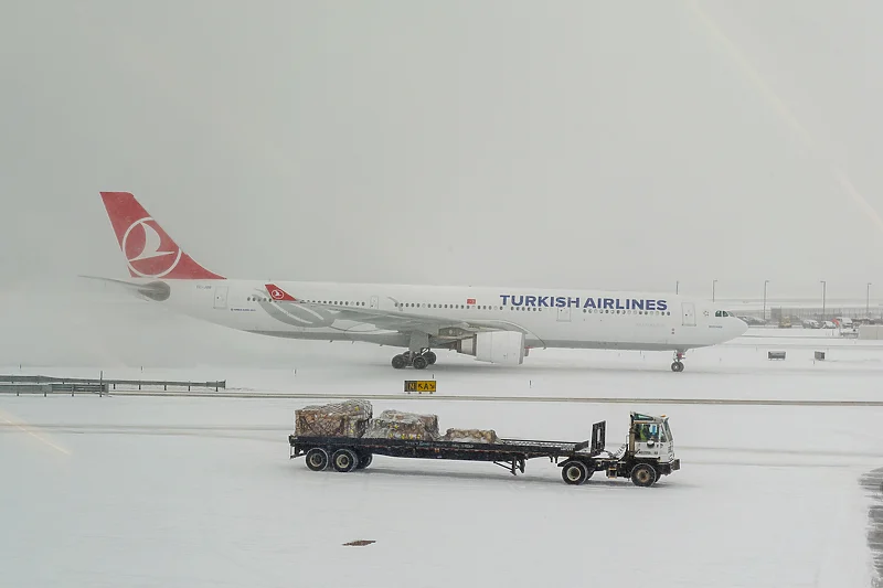 Više od 200 letova otkazano u Istanbulu zbog očekivane snježne oluje