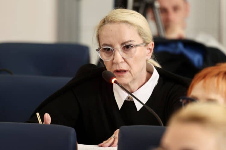 Senatu naloženo da poništi diplomu doktora medicinskih nauka Sebiji Izetbegović