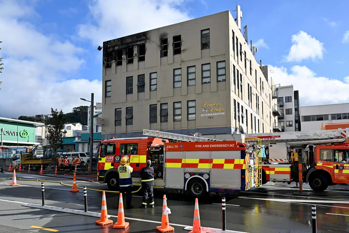 Najmanje šest mrtvih u požaru u hostelu na Novom Zelandu, očekuje se povećanje broja žrtava