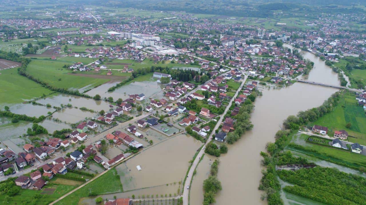 Vodostaji širom Unsko-sanskog kantona u porastu, a obilna kiša se očekuje poslijepodne