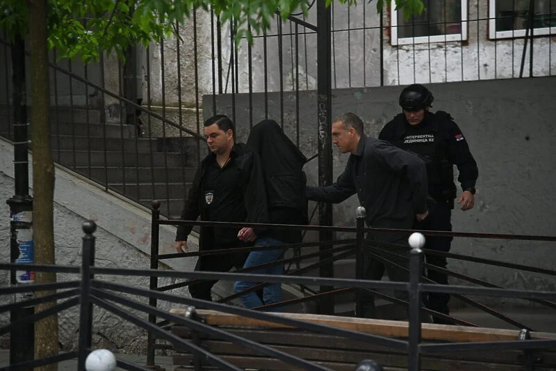 U pucnjavi u školi u Beogradu ubijeno osmero djece