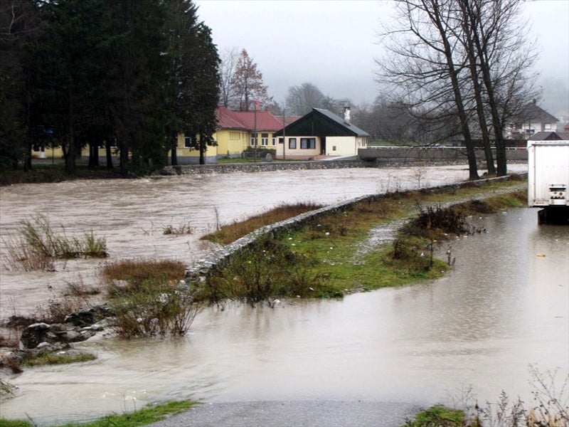 Upozoreno na moguće poplave na području USK