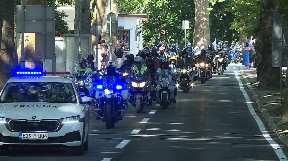 MOTO MARATON KRENUO JUTROS IZ BIHAĆA ZA SREBRENICU