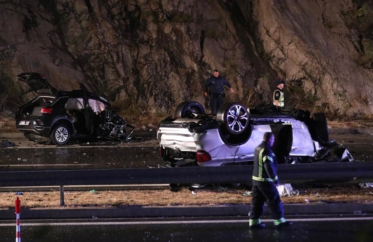 Troje poginulih u nesreći na autocesti u Hrvatskoj