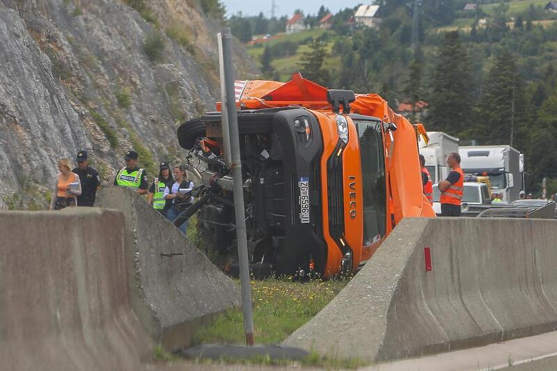 Teška saobraćajna nesreća u Hrvatskoj: Kamion pregazio radnike koji su održavali autoput