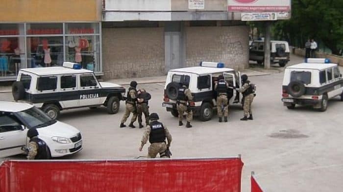 Policija USK jutros izvršila raciju u Prihvatnom centru Lipa