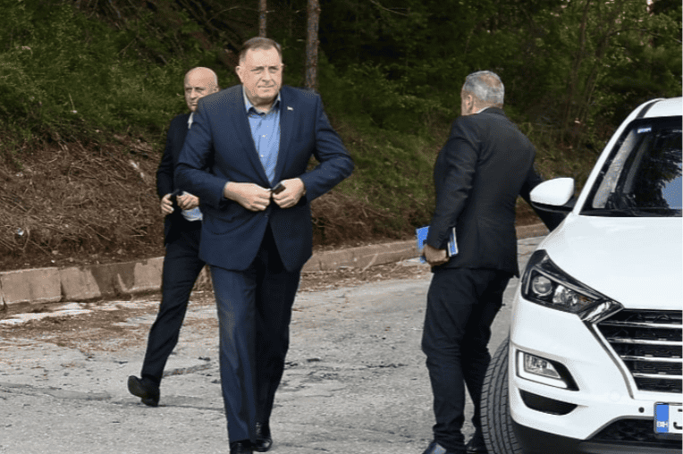 Sud BiH odgodio ročište Dodiku zbog njegovog puta u Mađarsku