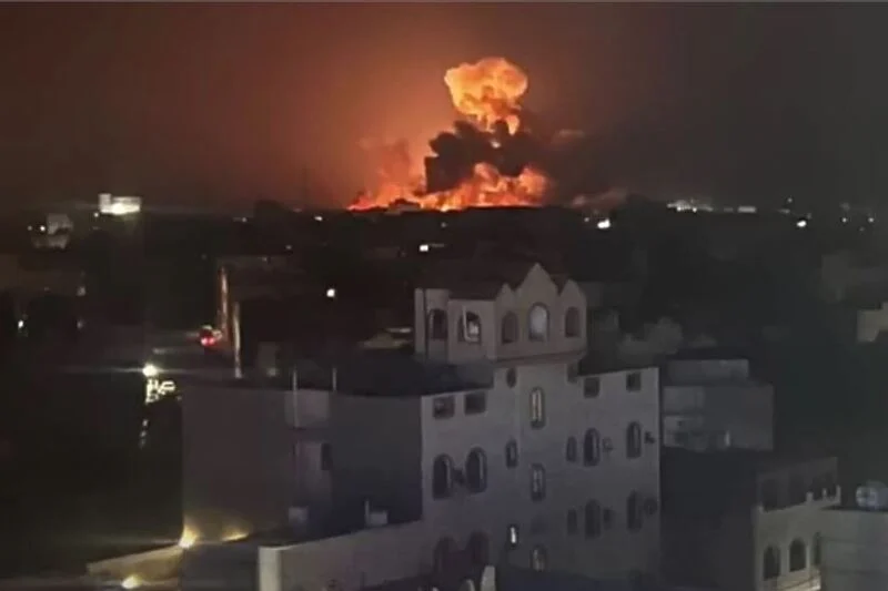 Amerikanci i Britanci izveli zračne napade na položaje Huta u Jemenu