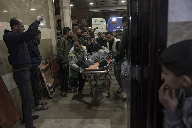 Izraelski vojnici spremaju napad na bolnicu u južnoj Gazi, pacijenti moraju bježati