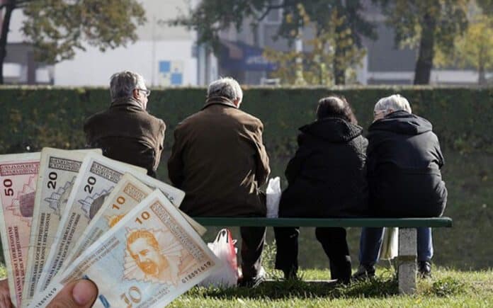 Federalni ministar objavio kada će penzioneri dobiti uvećane penzije za pet posto