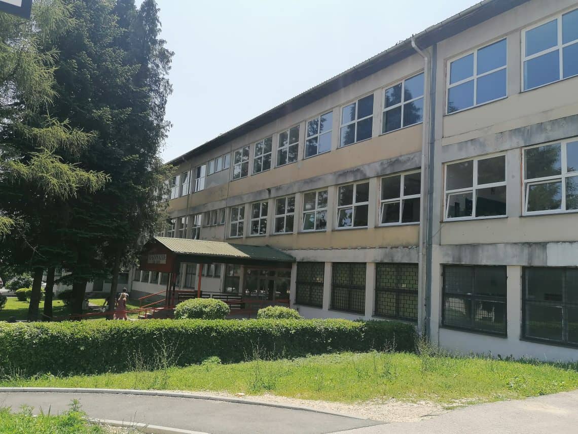 Od srijede, 24.januara učenici se vraćaju u školske klupe