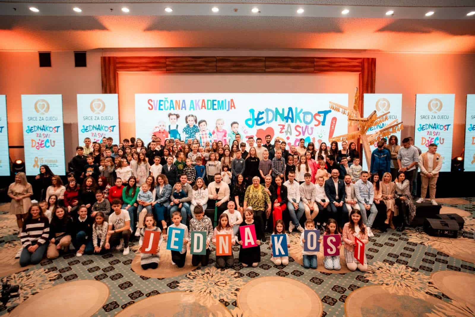 „Srce za djecu oboljelu od raka“ organiziralo je svečanu akademiju povodom Međunarodnog dana djece oboljele i liječene od raka