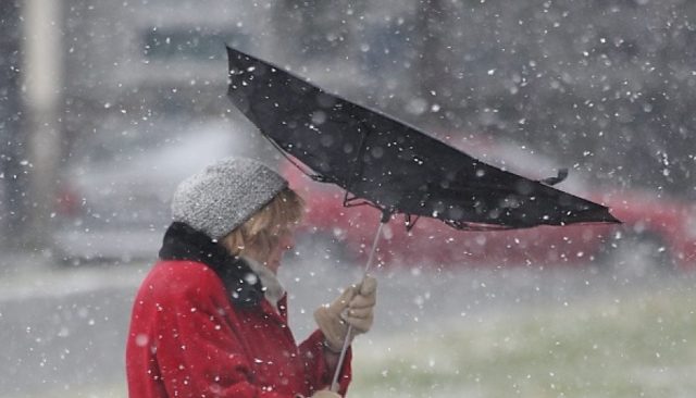 Upaljen narandžasti meteoalarm za BiH: Moguć nestanak struje zbog olujnog vjetra