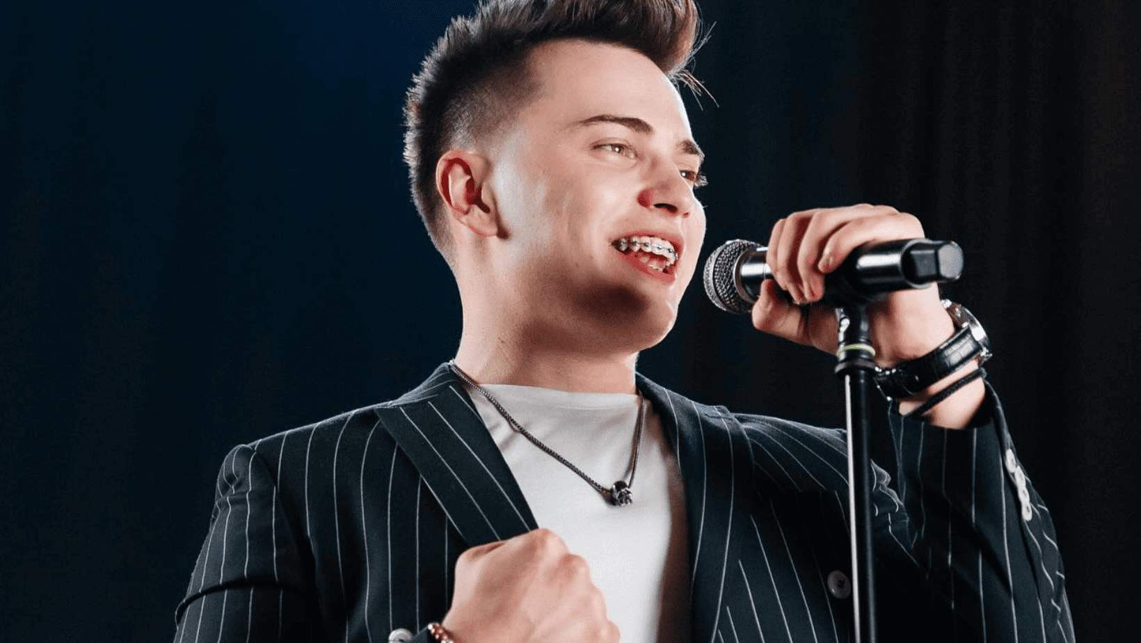 Armin Bašić iz Velike Kladuše novi pjevač grupe “Lapsus band”