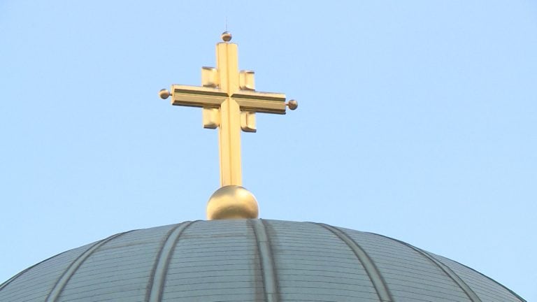 Danas je Veliki petak: Ne zvone zvona i najstrože se posti