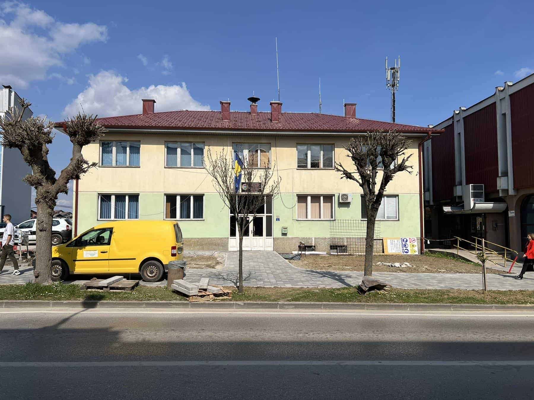 Teška saobraćajna nesreća kod Velike Kladuše: Jedna osoba izgubila život
