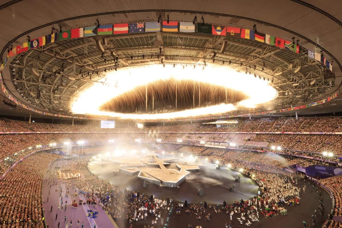 Svečano zatvorene Olimpijske igre u Parizu, Lana Pudar nosila zastavu BiH
