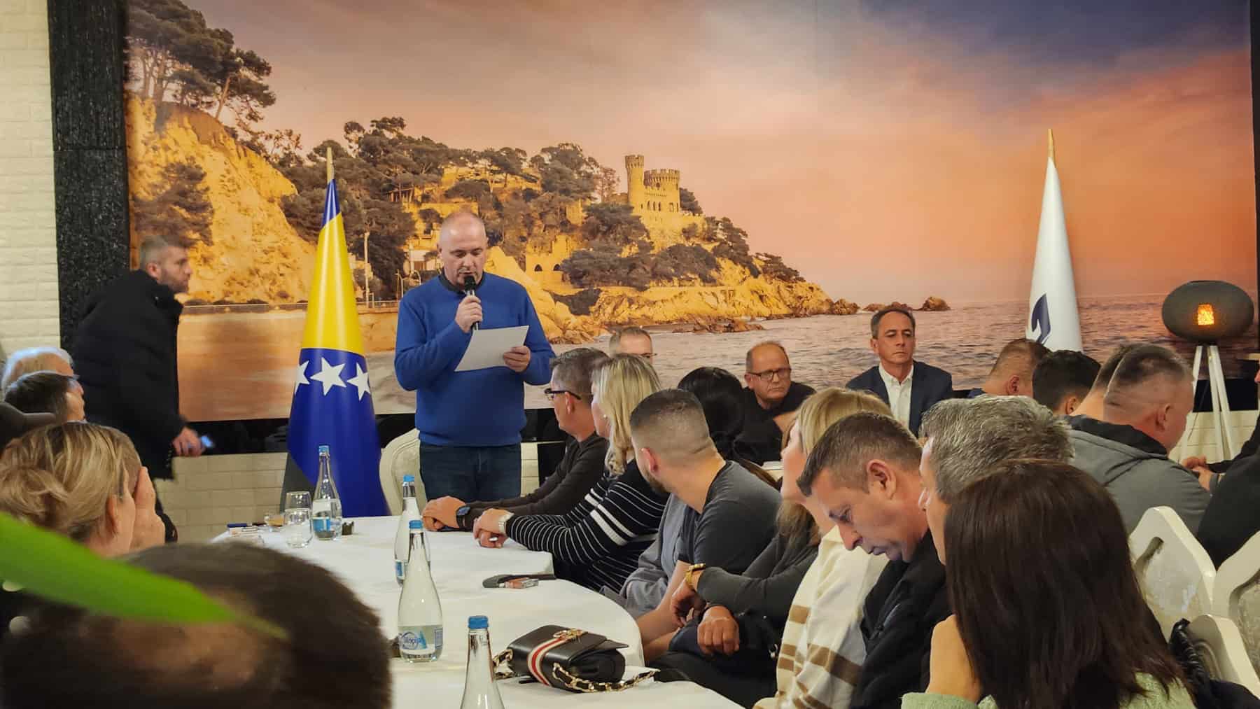 U organizaciji OO NIP-a Velika Kladuša održana tribina povodom Dana državnosti
