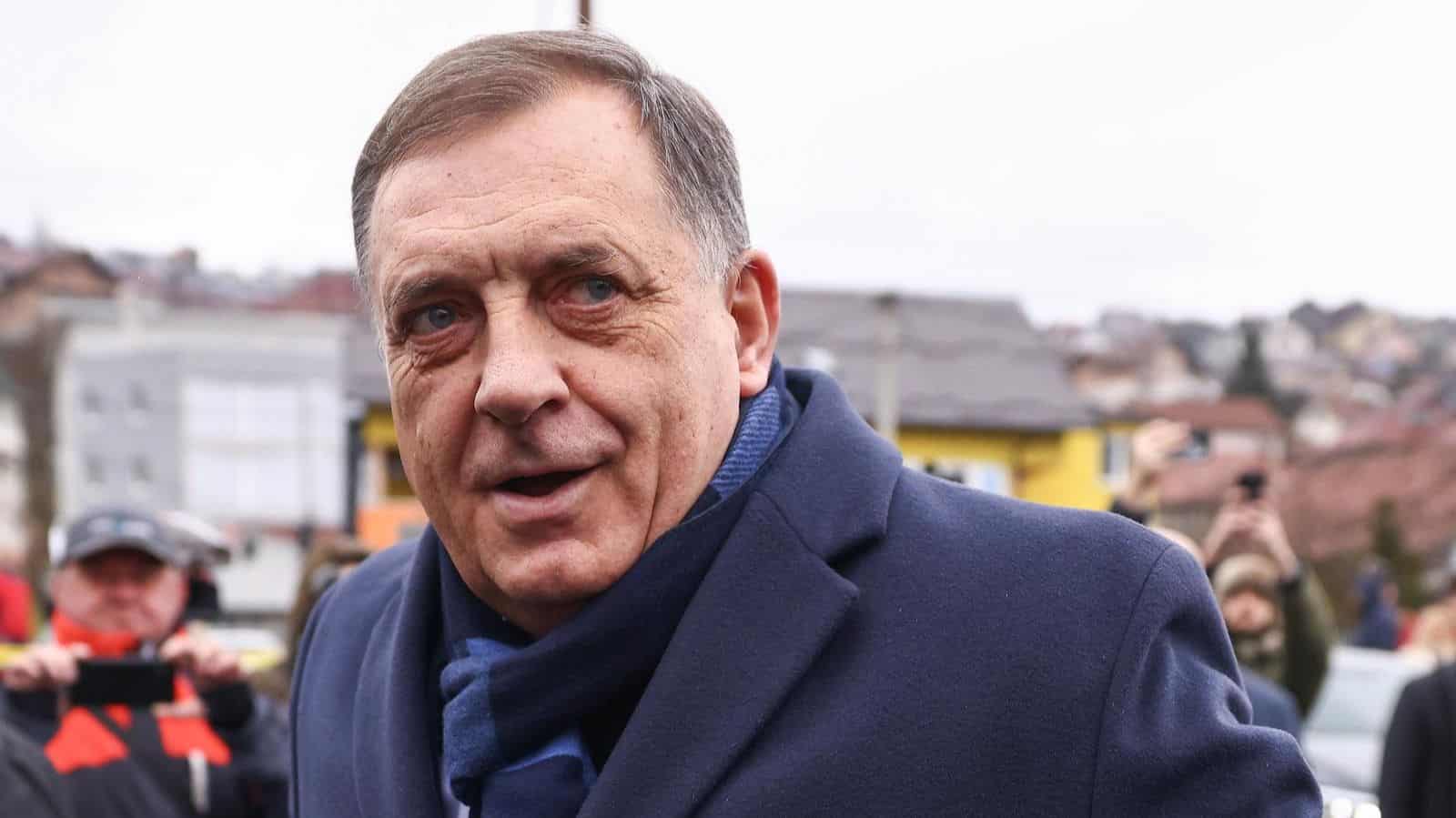 Dodik neće prisustvovati obilježavanju neustavnog “dana RS”