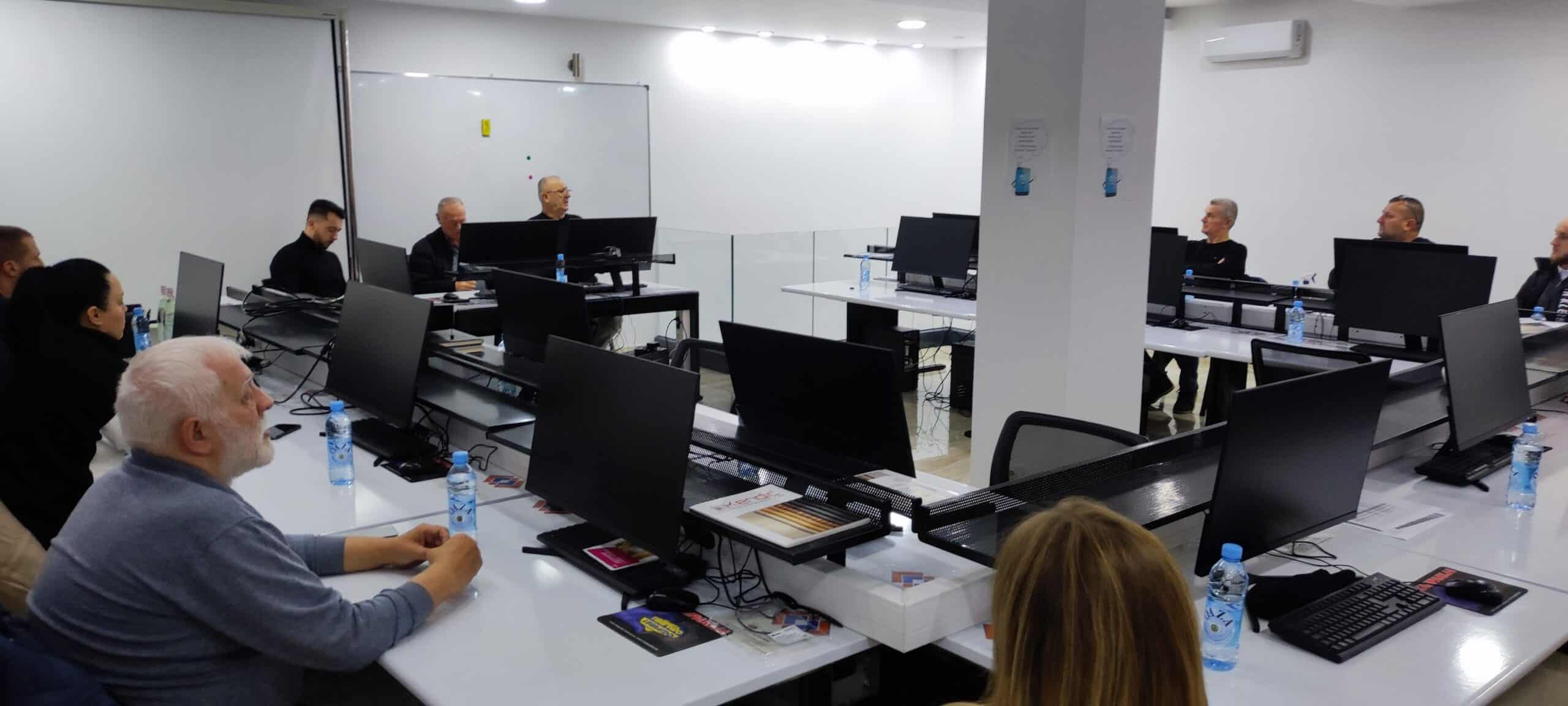 Udruženje poduzetnika saglasno sa povećanjem minimalne plate na 1.000KM ali se traži smanjenje doprinosa