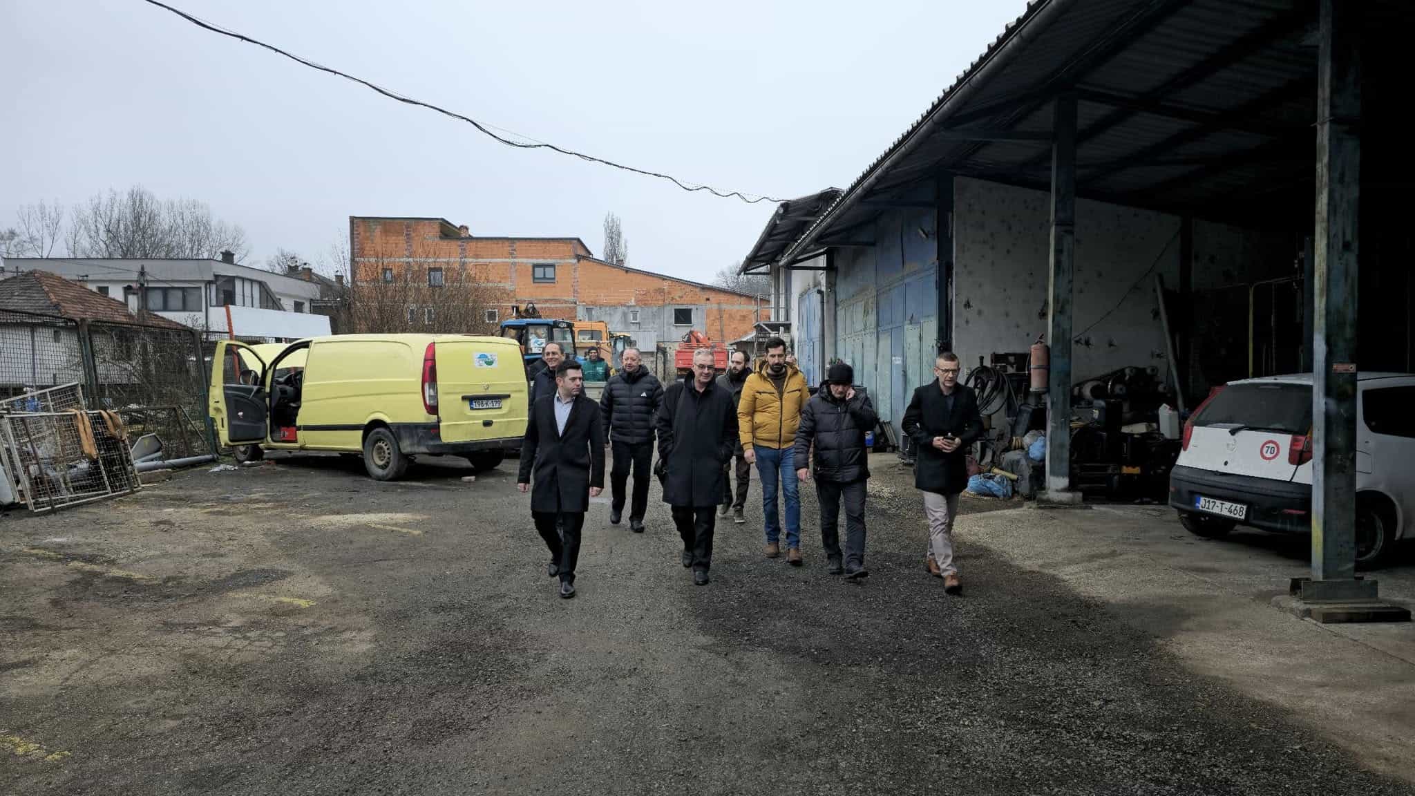 Predstavnici stranaka većine u OV posjetili Komunalije: Stanje je alarmantno
