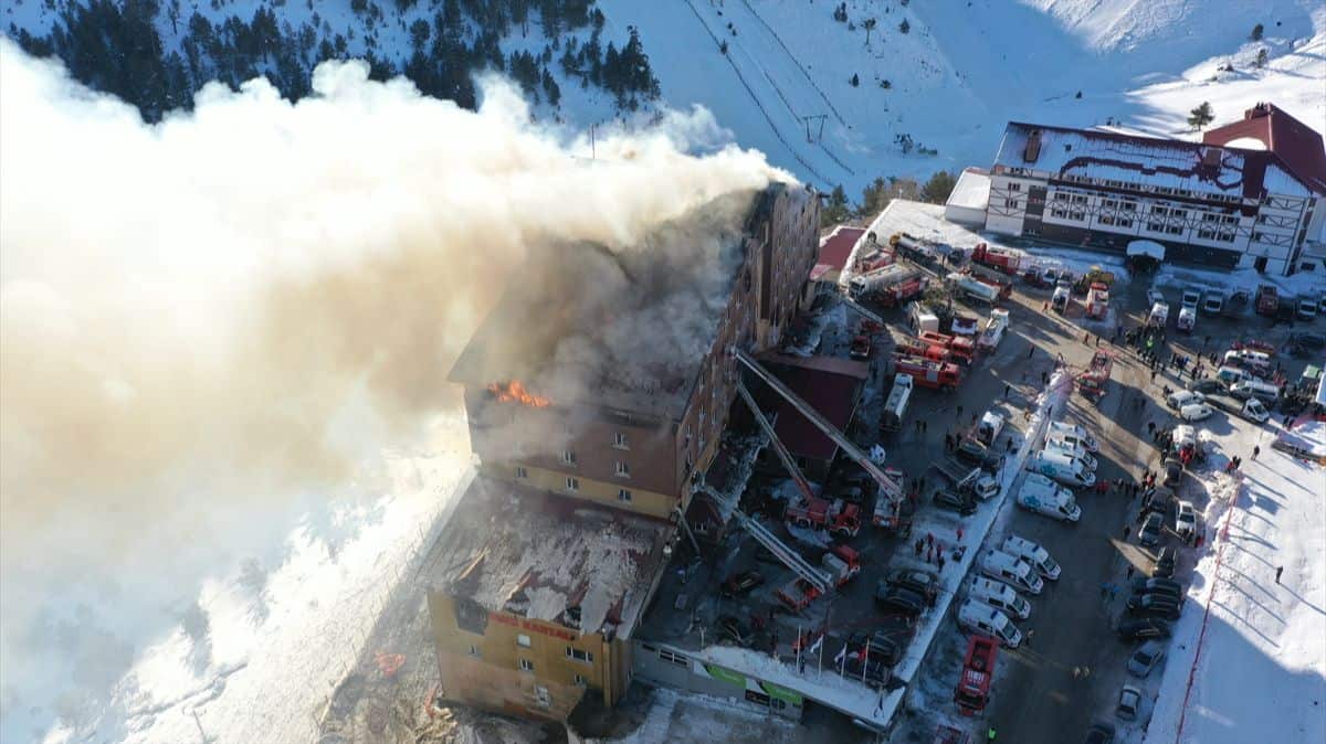 Najmanje deset stradalih u požaru na skijalištu u Turskoj