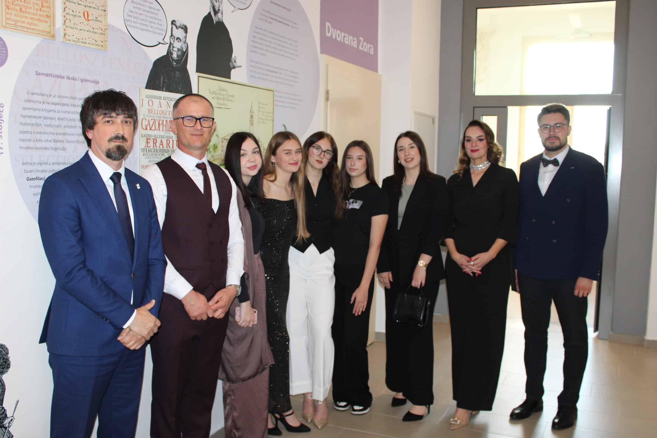 Mnogobrojni visoki uzvanici na 9. večeri bošnjačke kulture i Danu Europe u Gradu Crikvenici