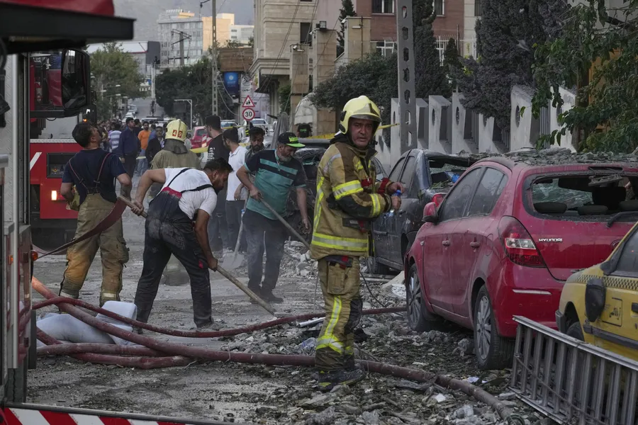 Izrael napao Iran: Rakete pale na Teheran
