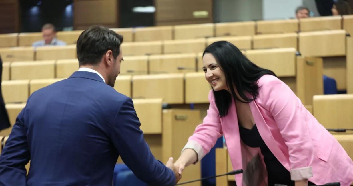 Usvojen zakon koji štiti žene kroz termin femicid: Zašto je uveden termin “životni partner”