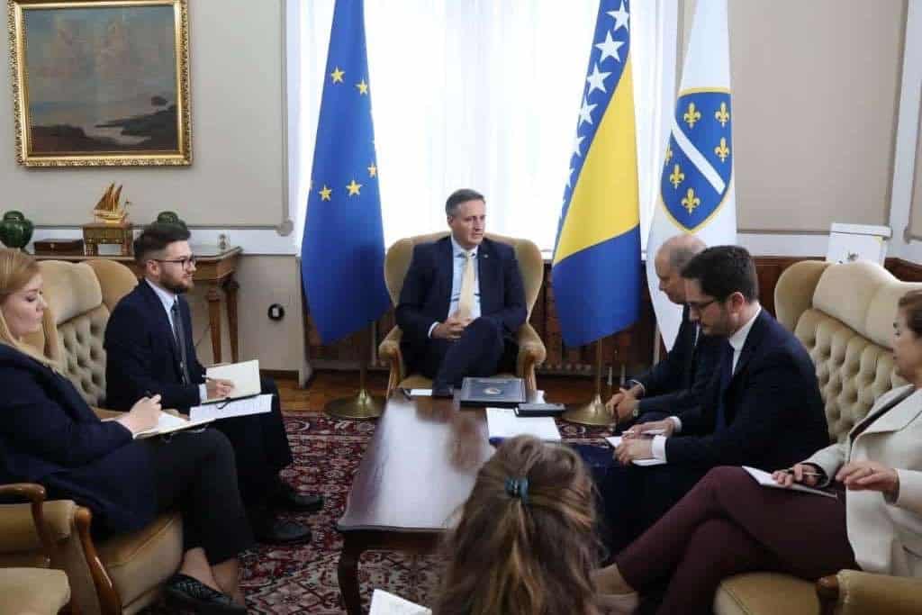 Bećirović – Troccaz: Važno poštivanja pravnog poretka BiH i nastavka procesa integracije BiH u EU