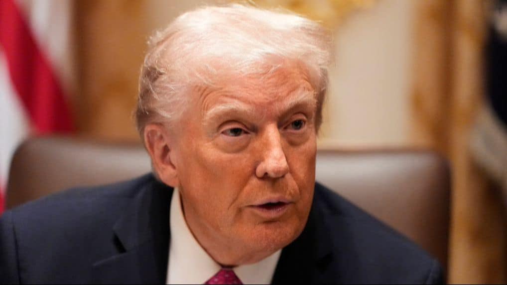 Tramp uputio čestitku Predsjedništvu BiH