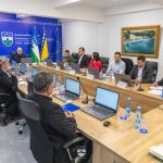 Vlada USK održala 2. sjednicu: Povećane naknade borcima i novi akcioni plan protiv trgovine ljudima