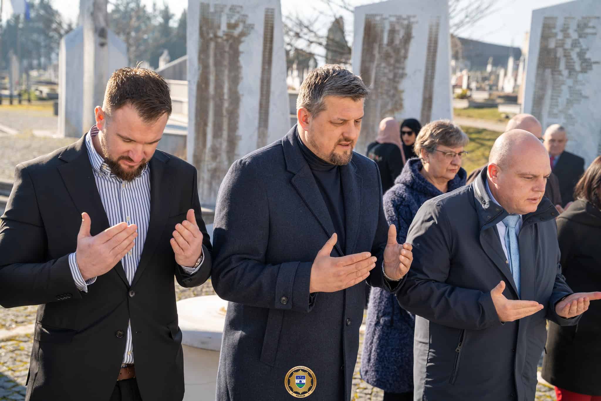 Delegacije USK položile cvijeće povodom Dana nezavisnosti Bosne i Hercegovine