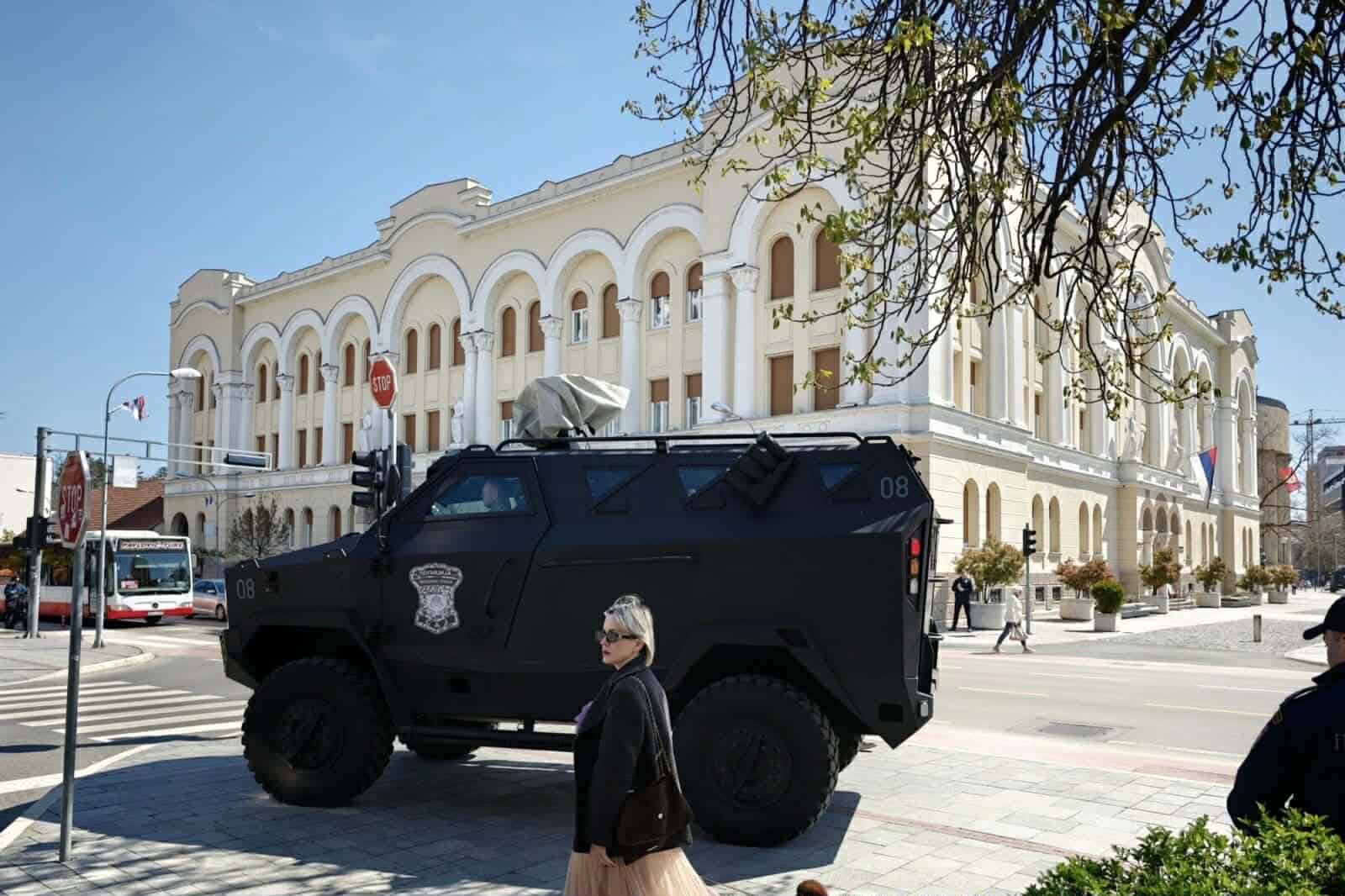 Pojačano prisustvo policije u Banjoj Luci uoči dolaska Trumpovog sina