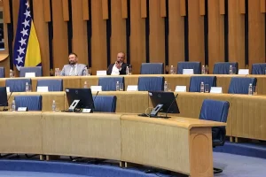 Dom naroda: SNSD (ponovo) srušio kvorum i nastavio s blokadama