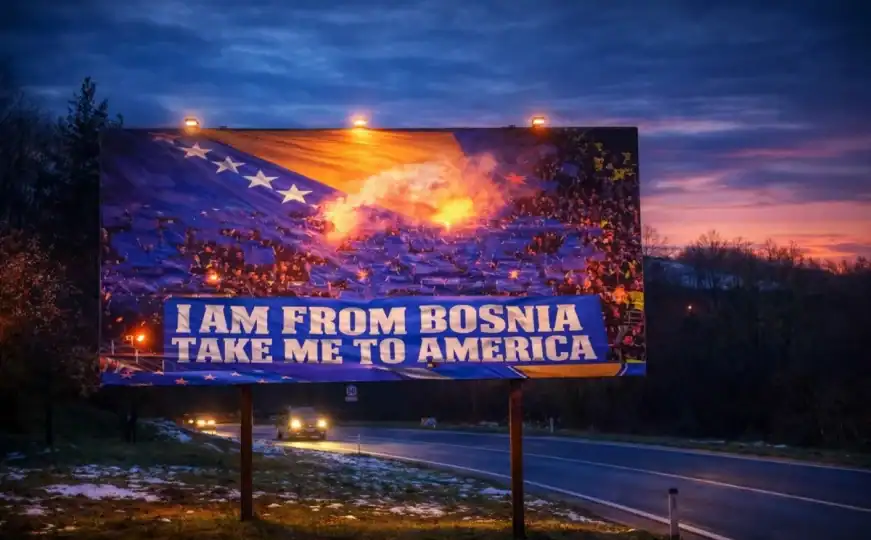 Podrška Zmajevima: U bh. gradu osvanuo bilbord sa natpisom ‘I am from Bosnia, take me to America’