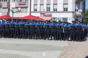 U Bihaću zakletvu položilo 168 mladih policajaca 52. klase Policijske akademije F MUP-a USK