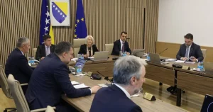 Političari pakuju kofere za odmor, građani na čekanju: BiH bez budžeta i ključnih reformi