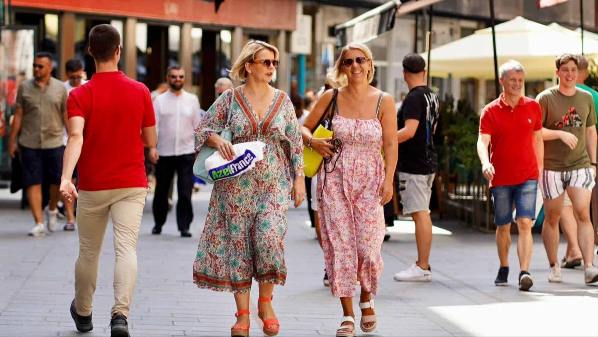 Širom zemlje poslije podne mogući pljuskovi s grmljavinom, temperatura do 37 stepeni