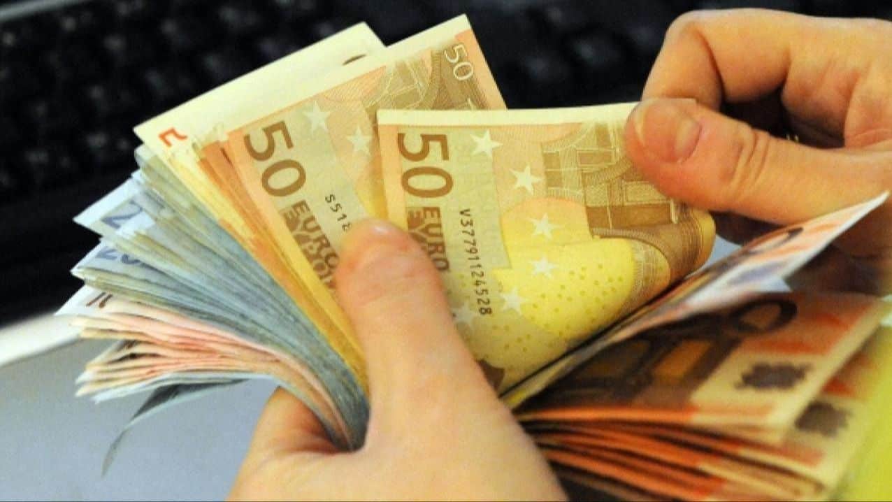 Nije ni čudo što Bosanci i Hercegovci masovno odlaze u Sloveniju: Evo koliko je prosječna plata tamo