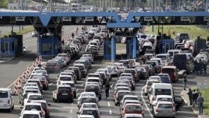 Ako ste krenuli danas na put, obratite pažnju: Duge kolone na više graničnih prelaza