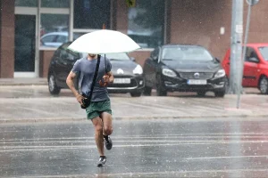 Žuti meteoalarm upaljen za BiH: Temperature će ići do 39 stepeni, a popodne stiže nagli preokret uz nevrijeme