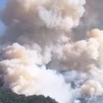 Požar iznad Konjica ponovo se rasplamsao, vatrogasci vode tešku bitku