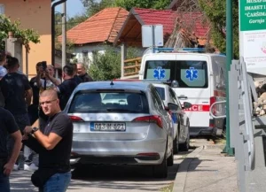 Određen pritvor djevojčici (15) koja je nožem izbola dvije djevojčice u dvorištu škole