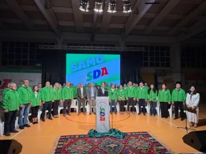 SDA – Stranka demokratske akcije odrzala predizborni skup pod sloganom “Samo SDA”