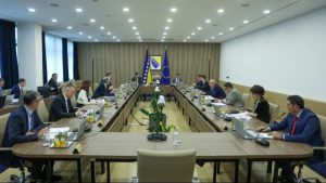 Danas zasjeda Vijeće ministara BiH: Hoće li ponovo rasti plate državnim funkcionerima?